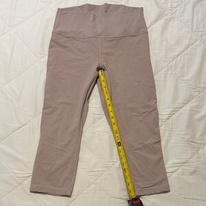 Lululemon Mauve High-Waisted Cropped Leggings